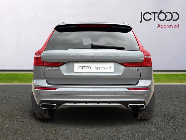 VOLVO XC60 Photo 7