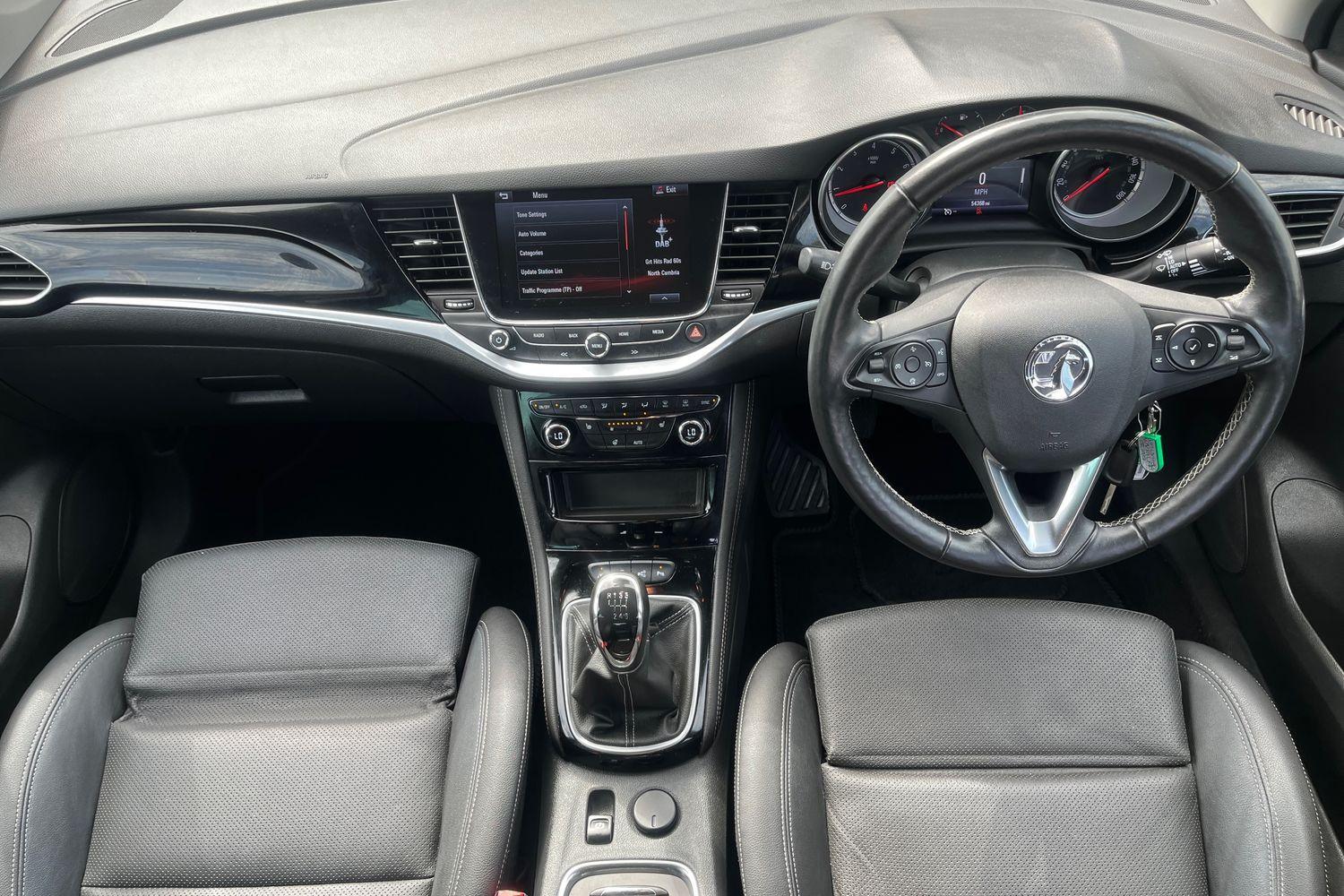 Vauxhall ASTRA Photo 9
