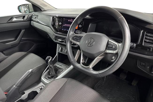 VOLKSWAGEN Polo Photo 6