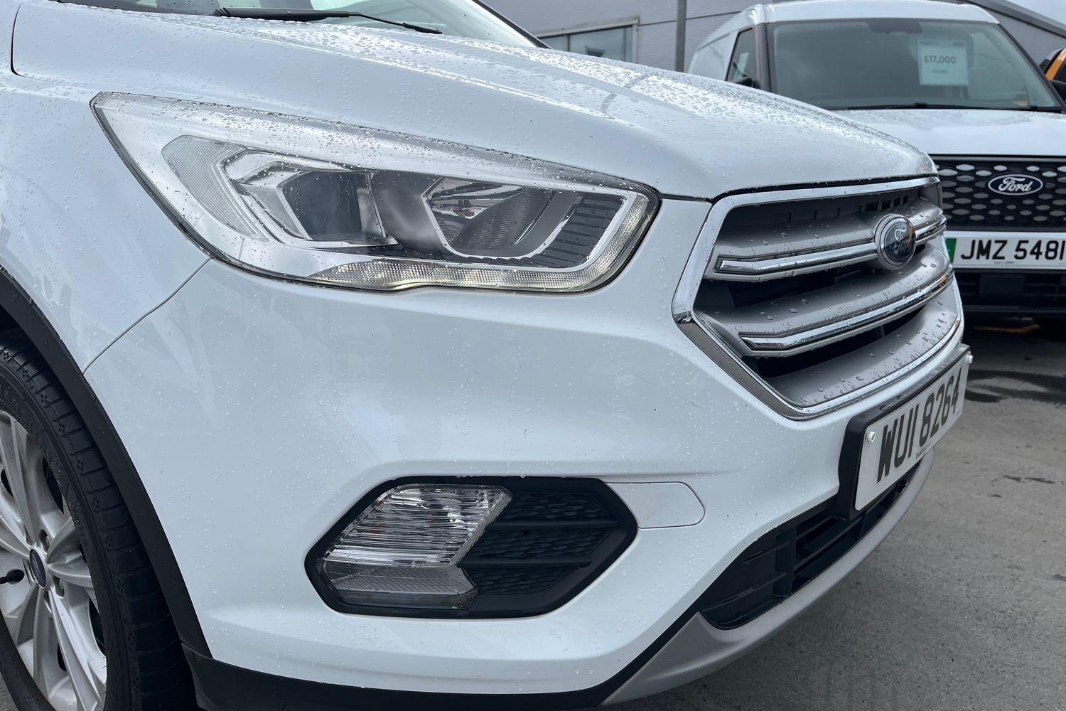 FORD KUGA Photo 23