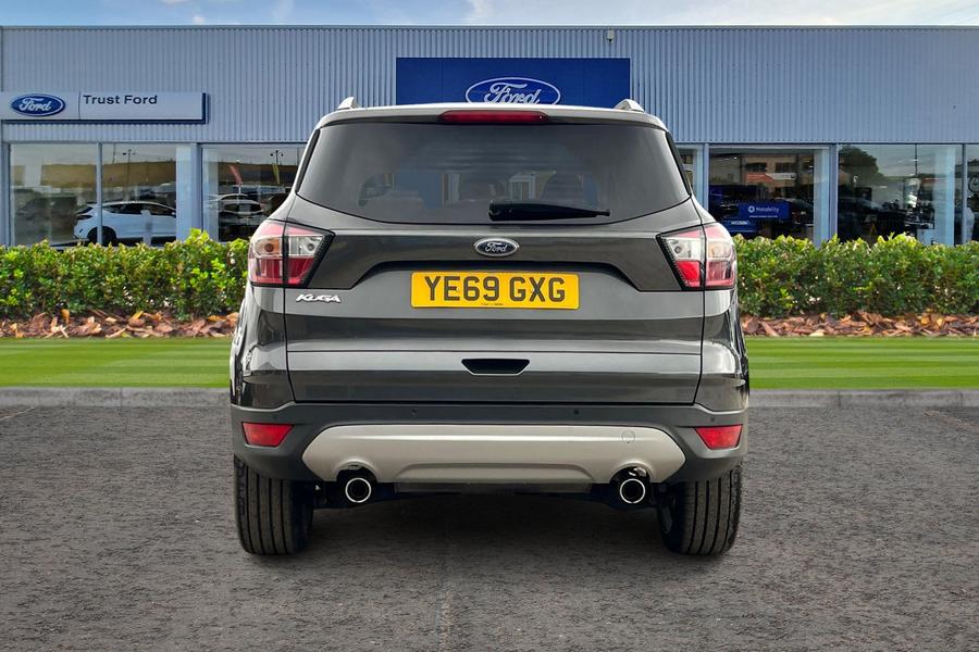 Ford Kuga Photo autoimg-d68eb49266fb6acf366dfdb3c5d0433d9e540a53.jpg