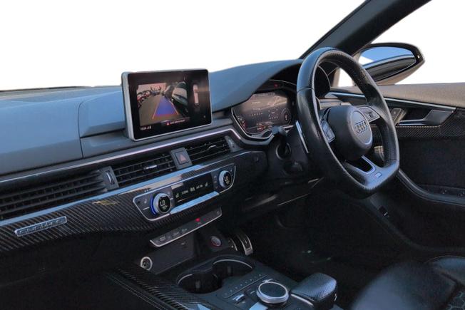 Audi Rs4 Avant Photo 2
