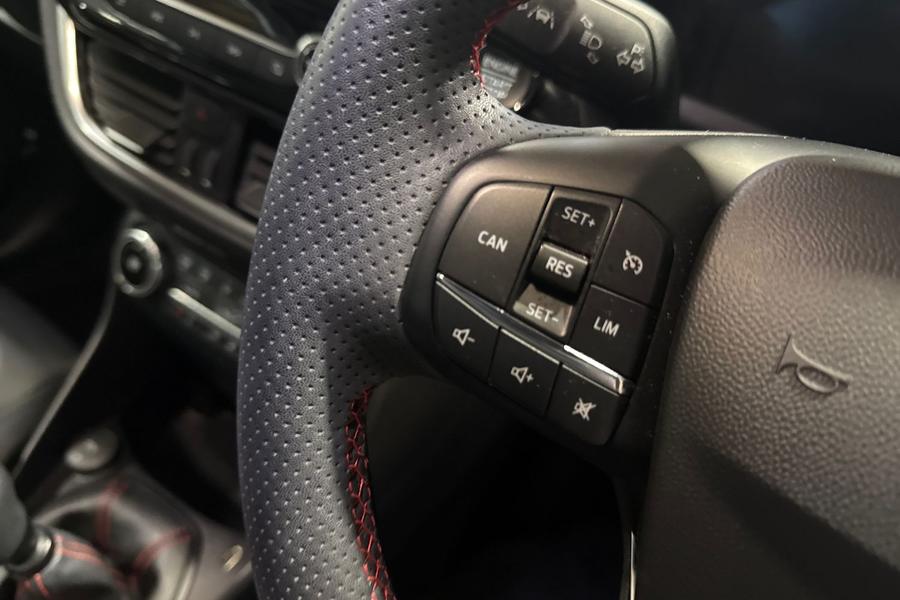 Ford FIESTA Photo autoimg-d695e5c61d3f043f712a9dd8e00404993be141b1.jpg