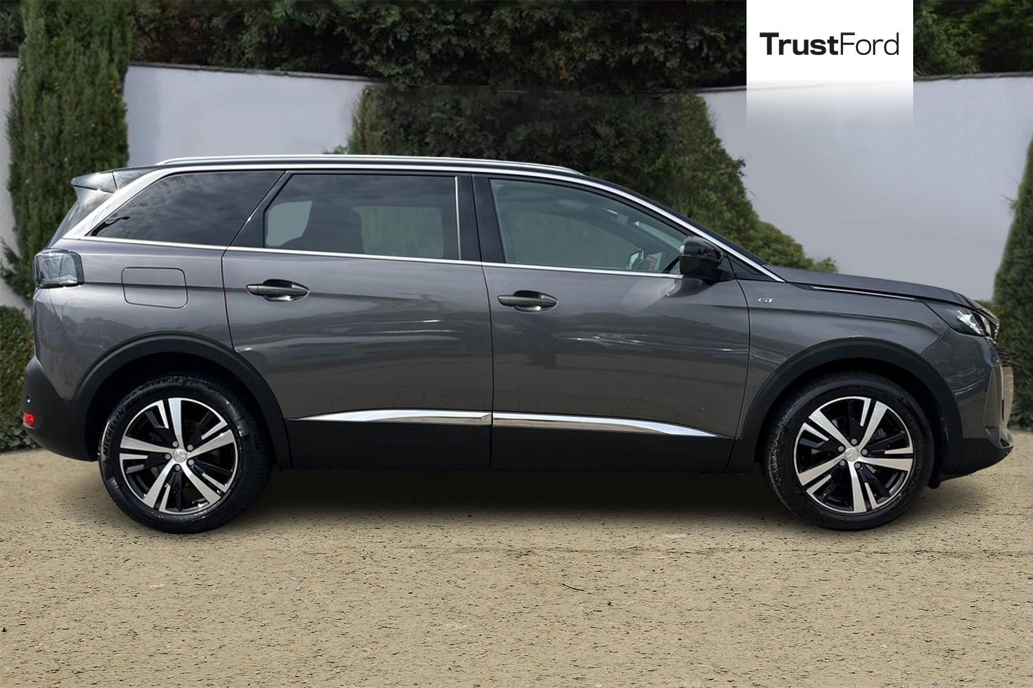 Peugeot 5008 Photo 2