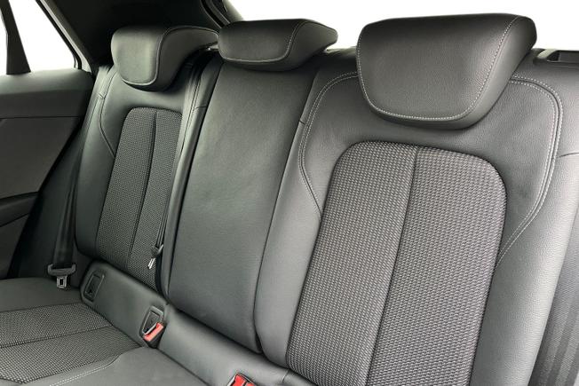 AUDI Q2 Photo 9