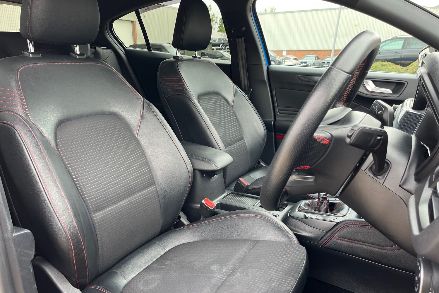 Ford Focus Photo 16