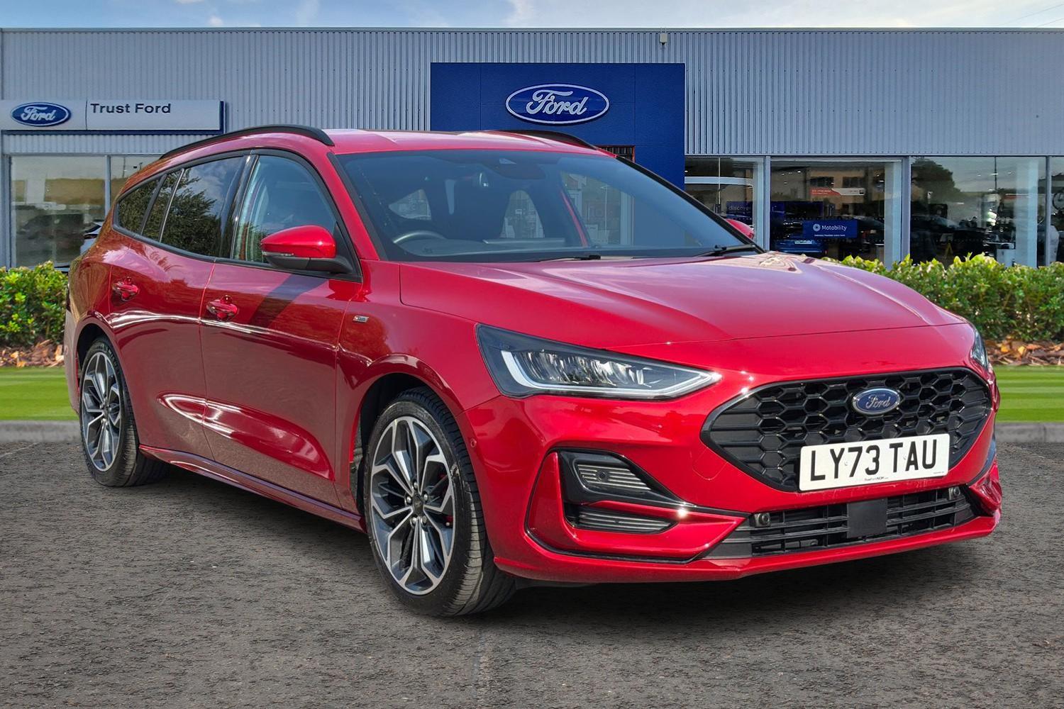 Ford FOCUS Photo 0