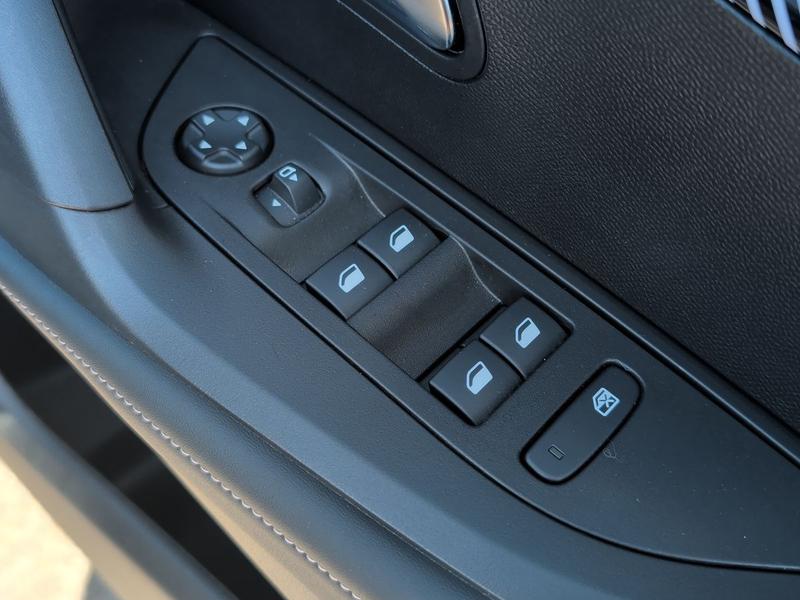 Used Peugeot 2008 BF24DWX 24