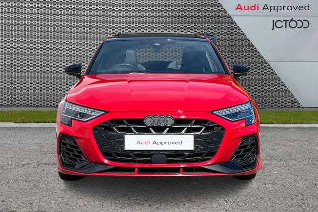 AUDI S3 Photo 8