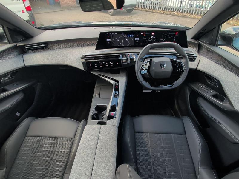 Used Peugeot 5008 KM25VVT 12