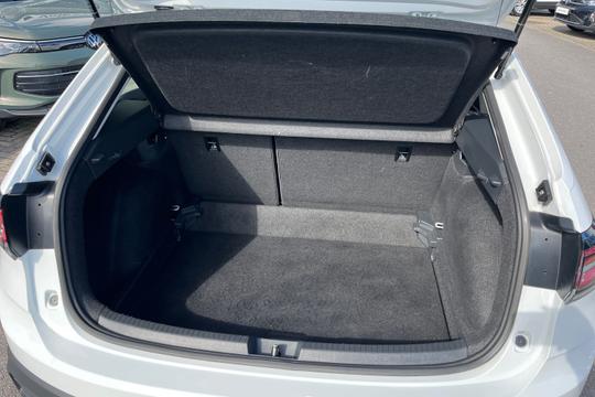 Volkswagen Taigo Photo autoimg-d6bba7af373e863f992598fbebb175f0ea245fc8.jpg
