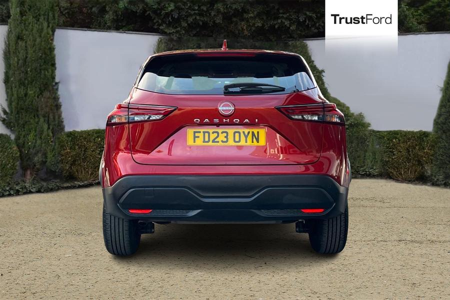 Nissan QASHQAI Photo autoimg-d6bc241db72754e5c1448c49432beb69b82ff766.jpg