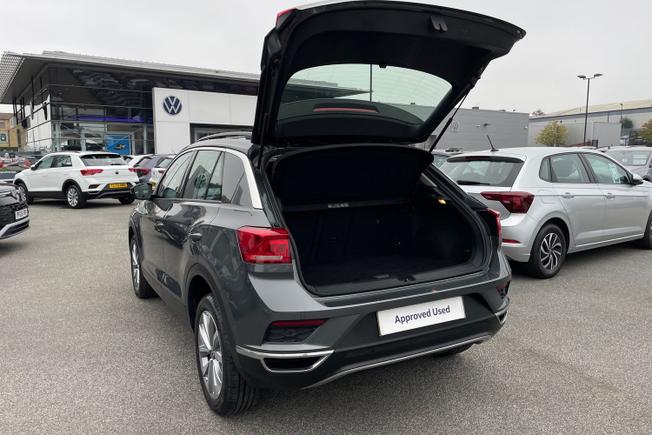 Volkswagen T-Roc Photo 38