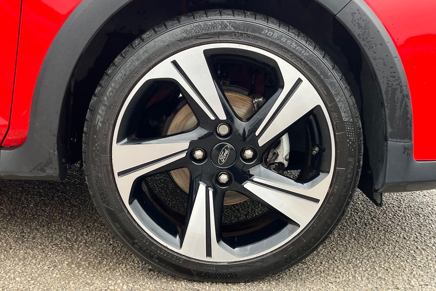 Ford FIESTA Photo 7