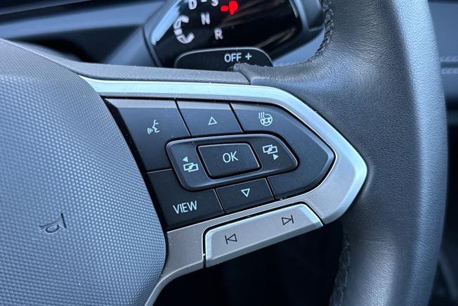 VOLKSWAGEN Tiguan Photo 17