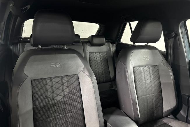 VOLKSWAGEN T-Roc Photo 25