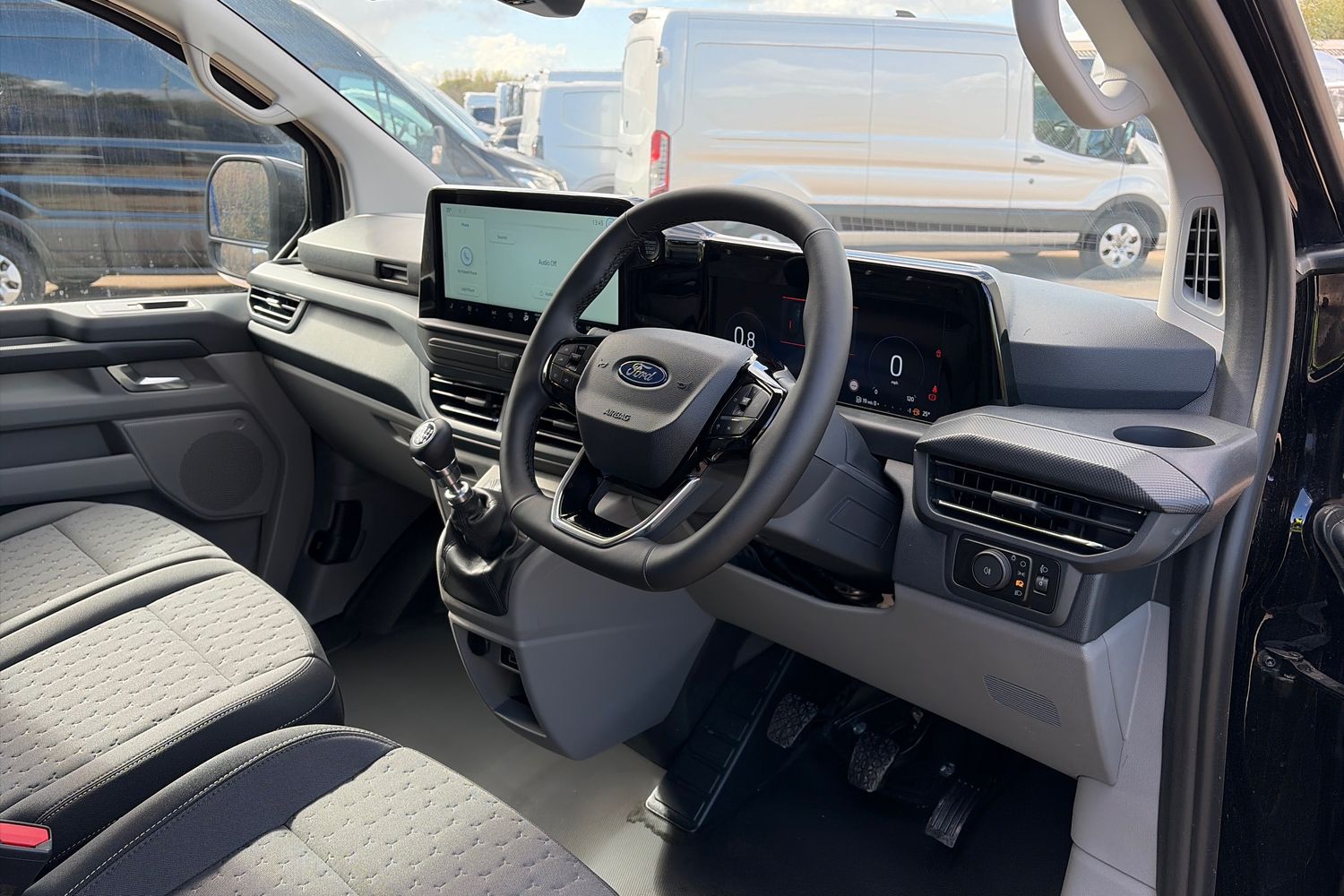 Ford TRANSIT CUSTOM Photo 13