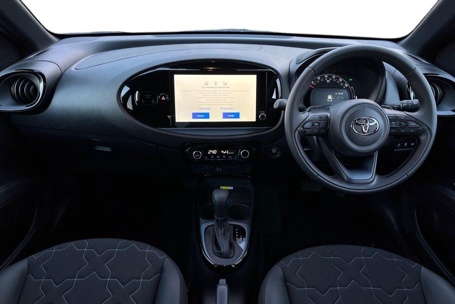 Used Toyota Aygo X 10