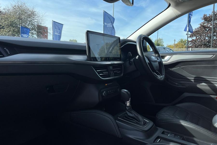 Ford FOCUS Photo autoimg-d6d0395b4c7e2520383ed0369cf5486429e7d5ec.jpg