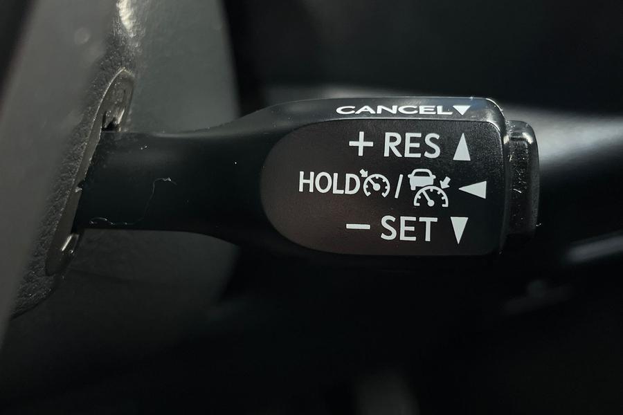 Toyota C-HR Photo autoimg-d6d09be480b9ca2b0dbbc9ea46bebee00de123a4.jpg