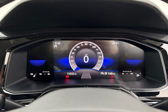 VOLKSWAGEN Polo Photo 15