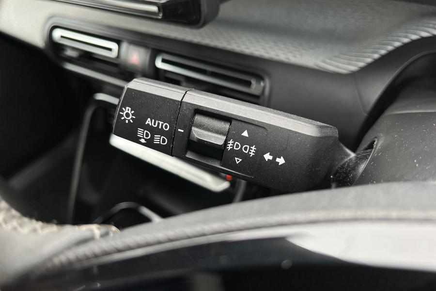 Citroen C3 AIRCROSS Photo autoimg-d6d6c293f86bc4a1d5a66ce7cdd6e74b17aa23b5.jpg