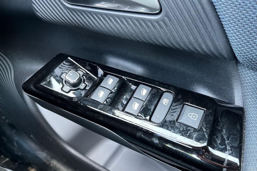 Citroen C5 AIRCROSS Photo autoimg-d6d8f5e6f59b61d1d1569e4dec8f56ac9f371310.jpg