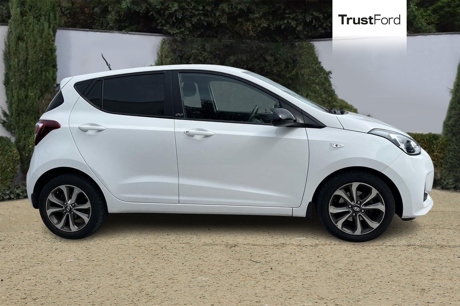 Hyundai I10 Photo 2