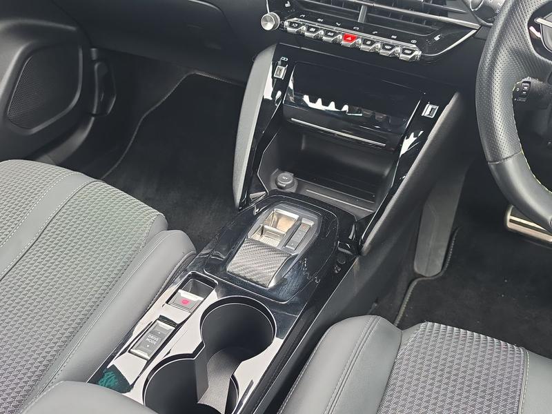 Used Peugeot E-2008 KR72UKS 23
