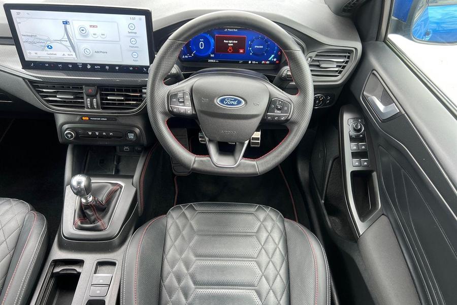 Ford FOCUS Photo autoimg-d6ddaa188b647f46592e7614c96c65af128ccfa8.jpg