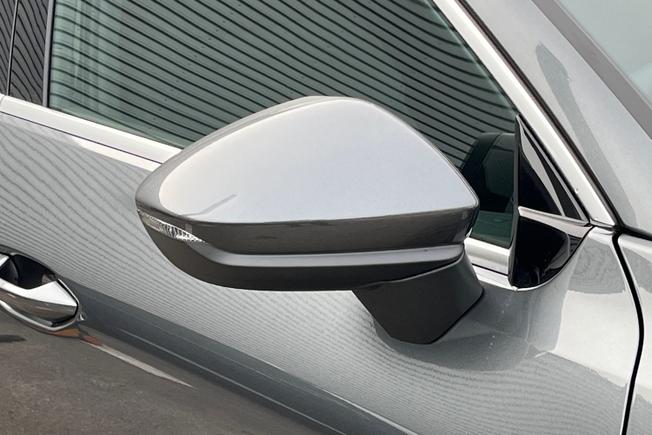 Audi Q3 Photo 20