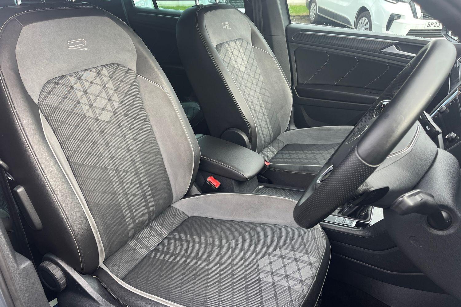 Volkswagen TIGUAN Photo 16