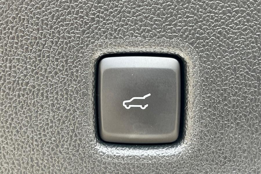Ford Kuga Photo autoimg-d6e04e886fc71b4a4a77a2d622b0d8307a953bfd.jpg