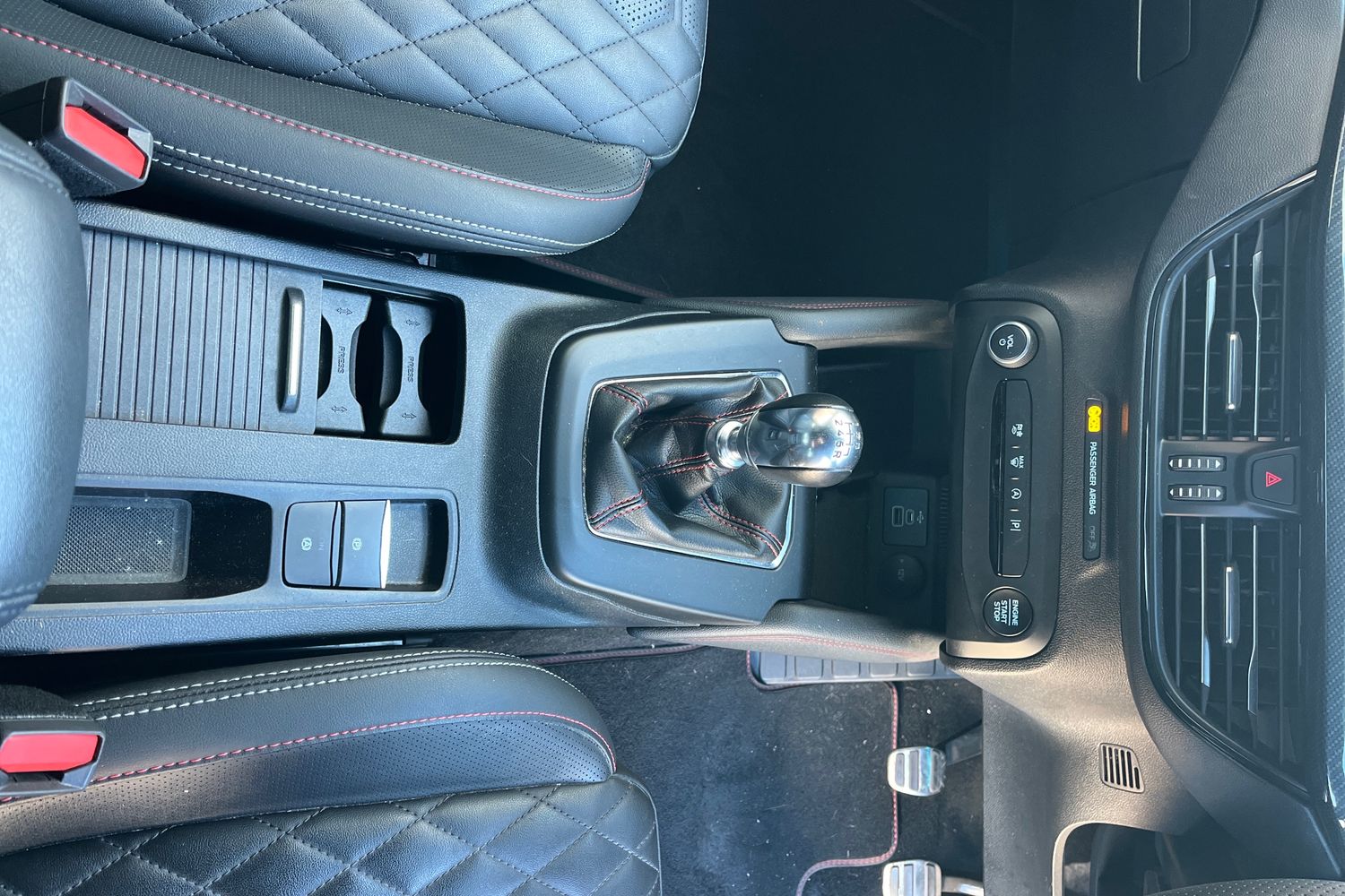 Ford Focus Photo 30