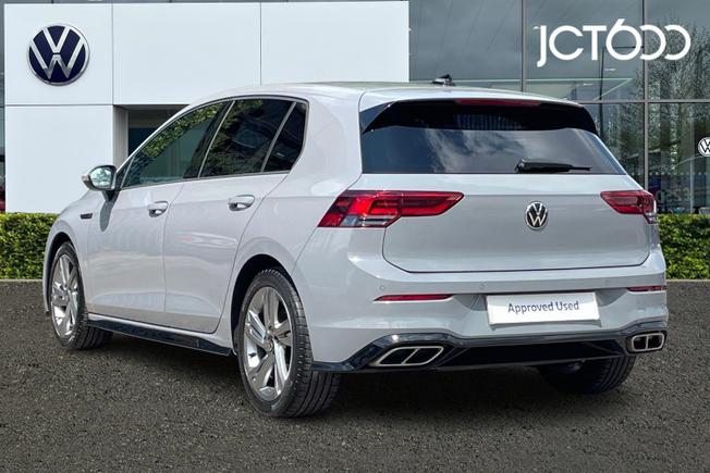VOLKSWAGEN Golf Photo 3