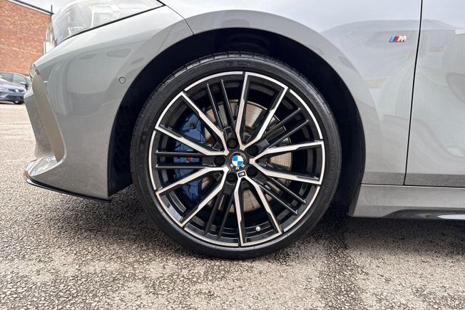 BMW 1 Series Photo 27