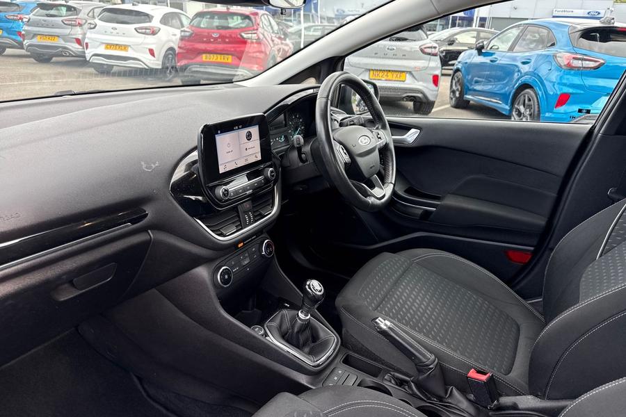 Ford FIESTA Photo autoimg-d6f031de35e909eacb87ab2522c992668a09b300.jpg