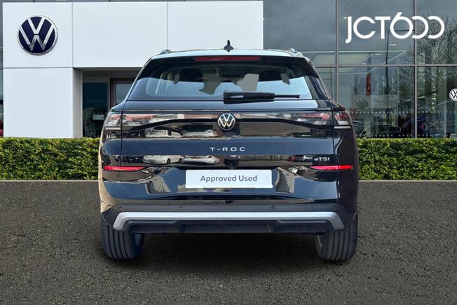 VOLKSWAGEN T-Roc Photo 7