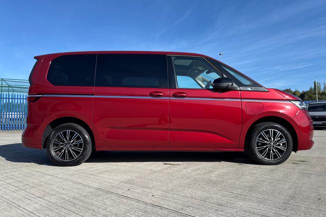 VOLKSWAGEN Multivan Photo 28