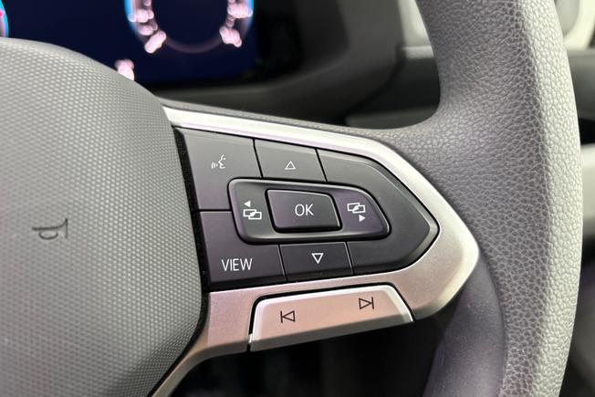 VOLKSWAGEN Crafter Photo 17