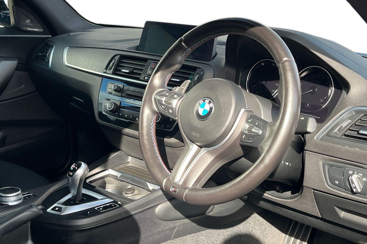 BMW M2 Photo 8