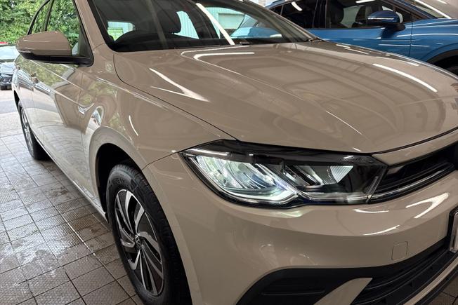 VOLKSWAGEN Polo Photo 19