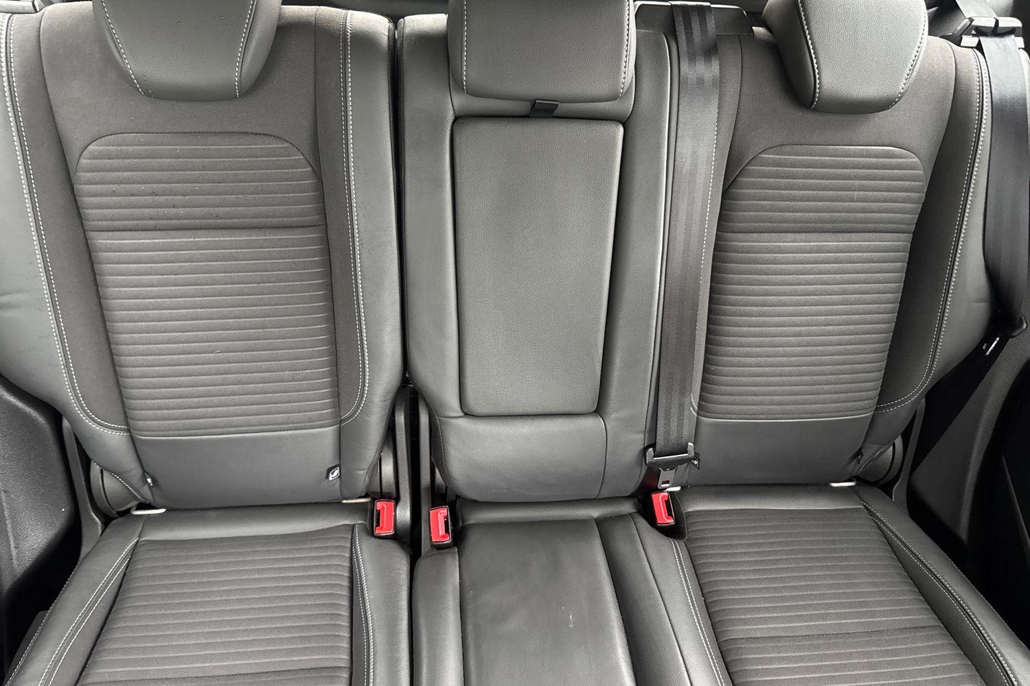 Ford KUGA Photo 19
