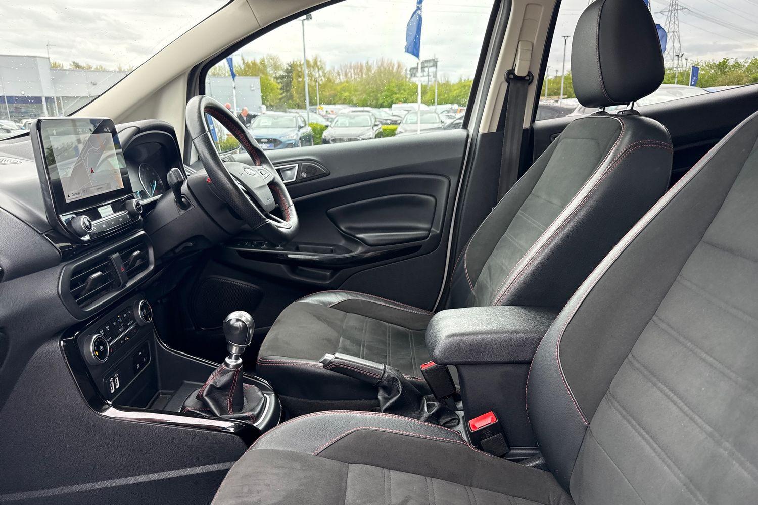 Ford ECOSPORT Photo 18