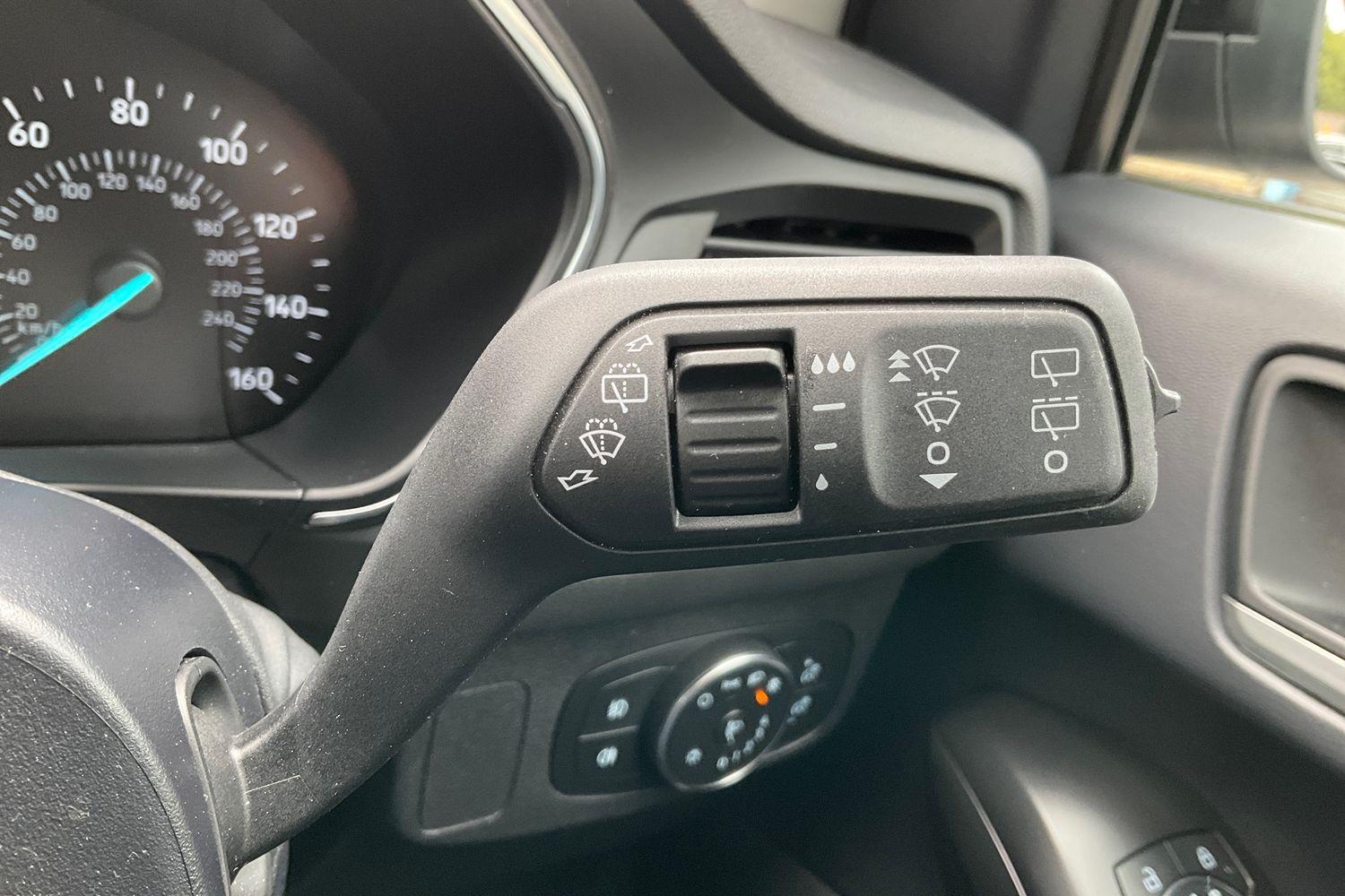 Ford Focus Photo 14