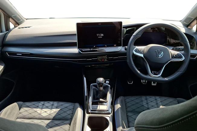 VOLKSWAGEN Golf Photo 10