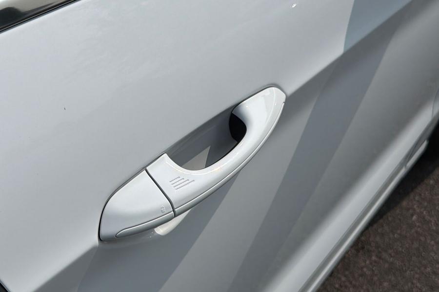 Ford S-MAX Photo autoimg-d70a53de4a08c8db51e3d4e0ef2cf0b4b888e983.jpg