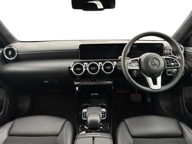 MERCEDES-BENZ A Class Photo 10