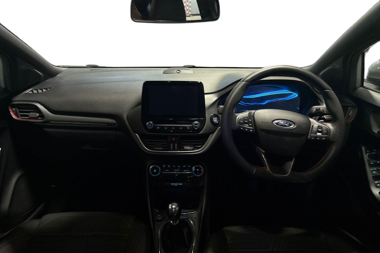 Ford PUMA Photo 9