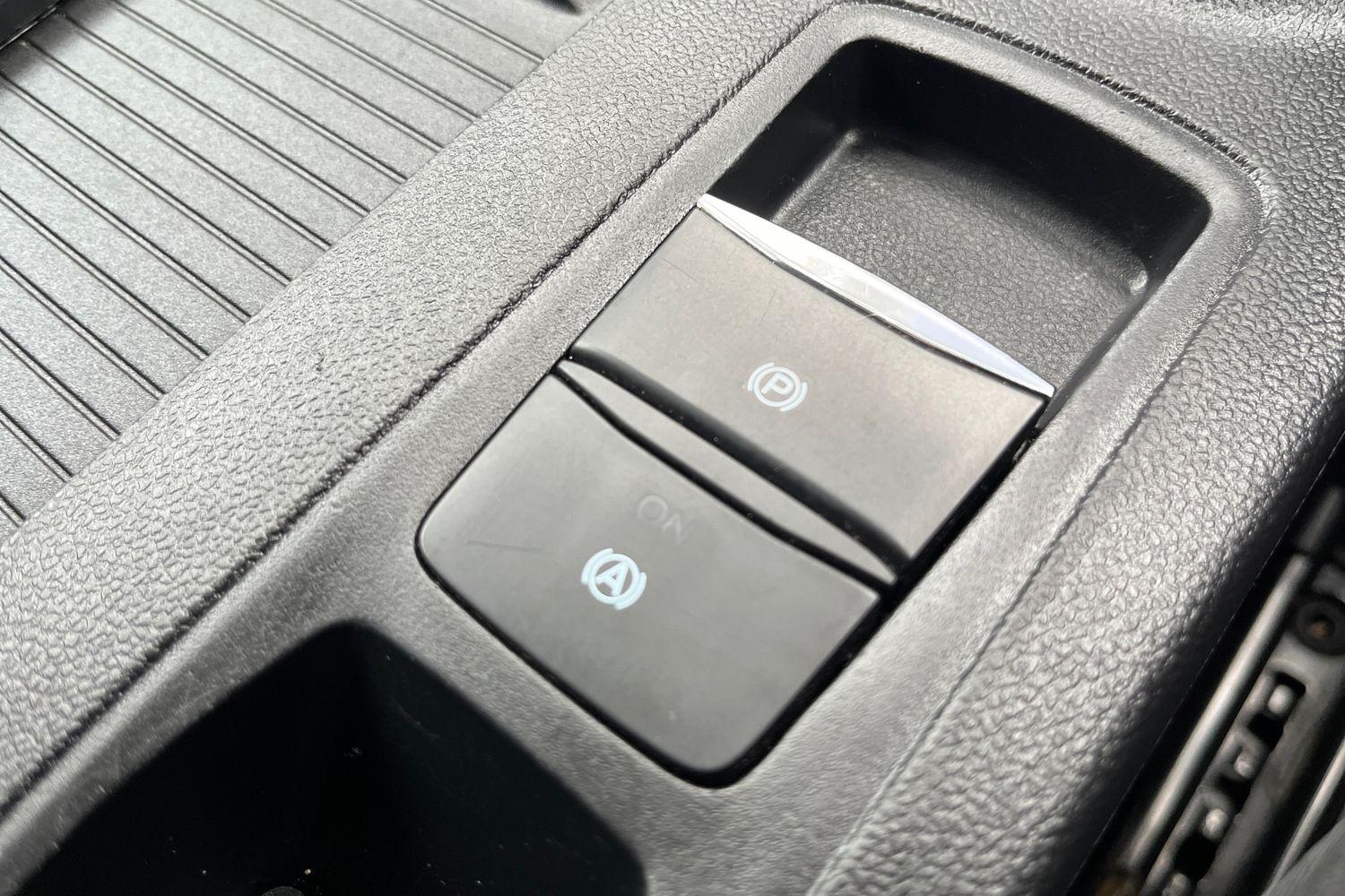 Ford FOCUS Photo 34